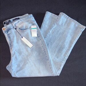👖Nine West Taylor Wide Cuff Capri Stretch Jeans. Size 16. New with tags!